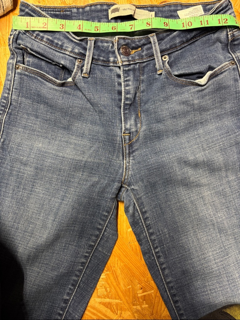 Levi’s Skinny Jeans Size 4 👖 - Picture 9 of 10